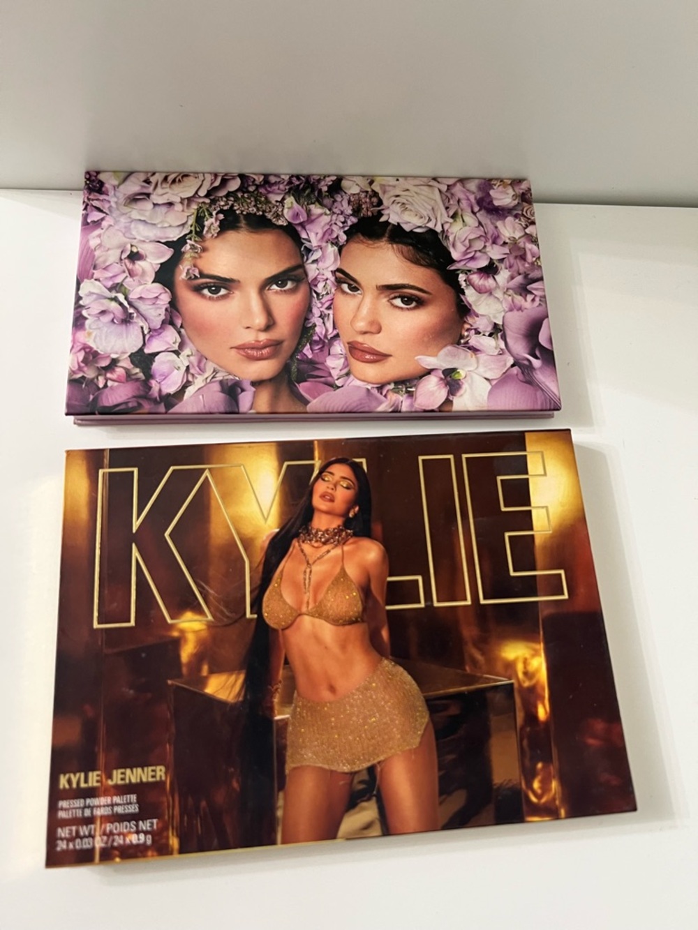 Kylie Jenner eyeshadow pallets